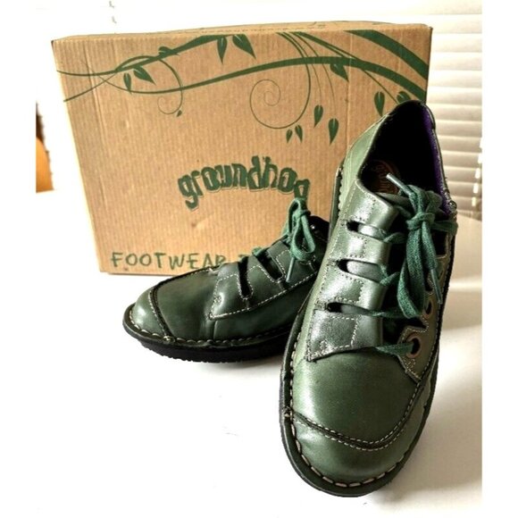 NWB Groundhog Olive Green Leather Booties Wedge Heels Portugal Vintage Vibe 6 - Picture 1 of 5